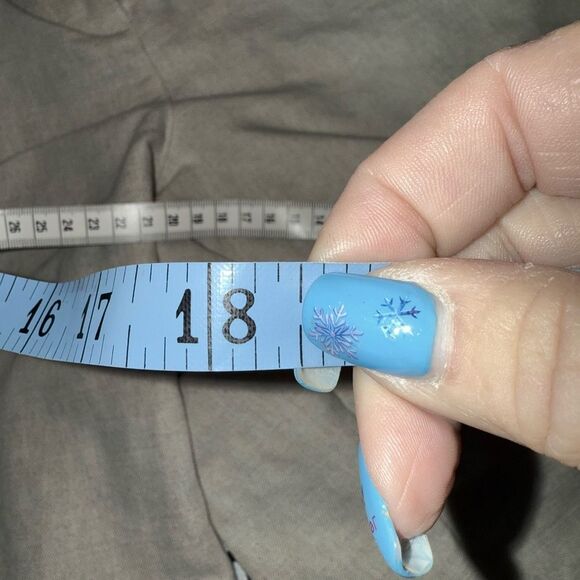 ST JOHNS BAY BRAND WOMENS CAPRIS - Picture 4 of 4